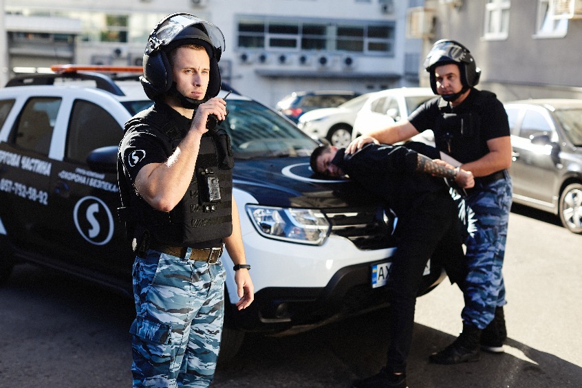 Охраняем <br/>Квартиры, Дома и Бизнес